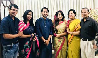 অভিনেতা আজিজুল হাকিমের মেয়ের বাগদান অভিনেতা আজিজুল হাকিমের মেয়ের বাগদান