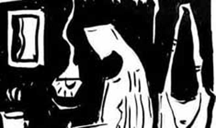 চিত্রঃ দীপাঞ্জন সরকার