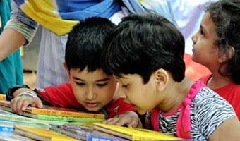 বইমেলায় পাঠক, প্রকাশকেরা স্বস্তিতে