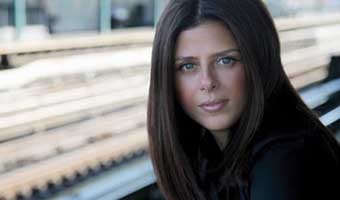 অভিবাসী ফিলিস্তিনি কবি নাথালি হান্দালের কবিতা