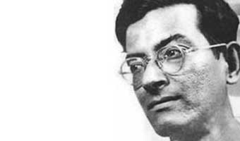 রক্তমাখা চাঁদের আলো অথবা নিজের কথা রক্তমাখা চাঁদের আলো অথবা নিজের কথা