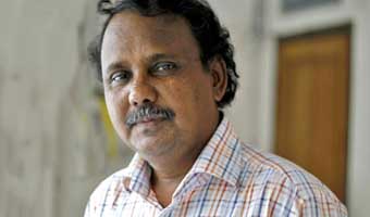 খন্দকার আশরাফ হোসেনের ৫ কবিতা