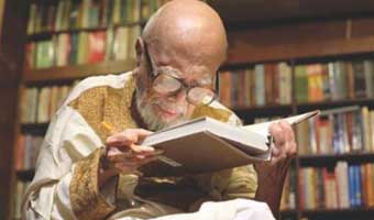 রক্তমাখা চাঁদের আলো অথবা নিজের কথা রক্তমাখা চাঁদের আলো অথবা নিজের কথা