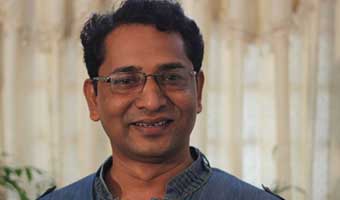 হাসান মাহমুদের কবিতাগুচ্ছ হাসান মাহমুদের কবিতাগুচ্ছ