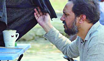 আকরাম খানের ৬ কবিতা