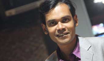 মাহমুদ শাওনের কবিতা ‘গোরখোদকের গান’