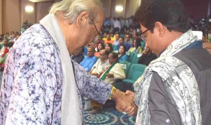 হাসান আজিজুল হক ও স্বকৃত নোমান হাসান আজিজুল হক ও স্বকৃত নোমান