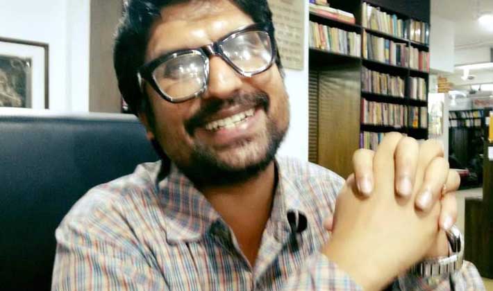 কামরুজ্জামান কামুর ক্লিকে জ্যোতির্ময় চক্রবর্তী কামরুজ্জামান কামুর ক্লিকে জ্যোতির্ময় চক্রবর্তী