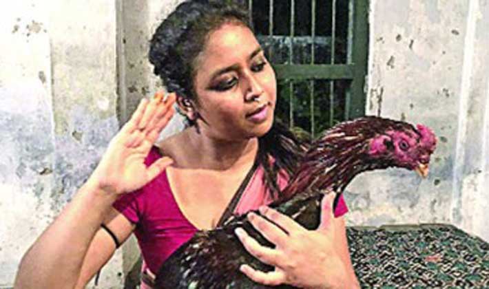 রেজা ঘটকের গদ্য ‘মুক্তিযুদ্ধের মেটাফরিক ছবি লাল মোরগের ঝুঁটি’