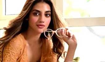 খোলামেলা ফটোশুট করে সমালোচিত নুসরাত