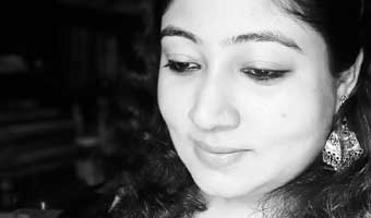শ্রেয়া চক্রবর্তীর আত্মগদ্য ‘রাত গভীরের সংলাপ’ শ্রেয়া চক্রবর্তীর আত্মগদ্য ‘রাত গভীরের সংলাপ’
