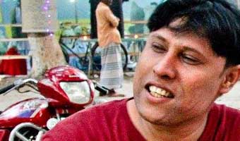 মোহাম্মদ রোমেলের কবিতা ‘পর্নোগ্রাফিক নগর’ মোহাম্মদ রোমেলের কবিতা ‘পর্নোগ্রাফিক নগর’