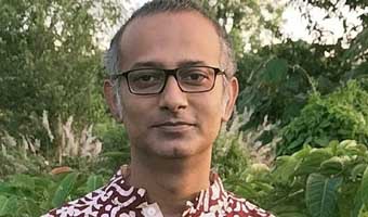 ফিরোজ এহতেশামের কবিতা ‘ছেলেটি’ ফিরোজ এহতেশামের কবিতা ‘ছেলেটি’