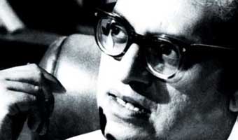সমস্যার সমাধান ‘উদোর পিণ্ডি বুদোর ঘাড়ে’ চাপিয়ে হবে না সমস্যার সমাধান ‘উদোর পিণ্ডি বুদোর ঘাড়ে’ চাপিয়ে হবে না