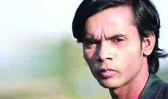 দেশে নয়, এখন থেকে কলকাতায় কাজ করব: হিরো আলম