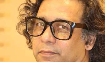 রথো রাফির গদ্য ‘চিন্তাশোধনের চেয়ে অনেক বড় এ জীবন’ রথো রাফির গদ্য ‘চিন্তাশোধনের চেয়ে অনেক বড় এ জীবন’