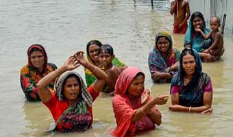 কাজী বর্ণাঢ্যর গদ্য ‘ত্রাণকথা’ কাজী বর্ণাঢ্যর গদ্য ‘ত্রাণকথা’