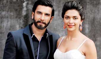 বাইশ কোটি টাকার বাড়িতে প্রবেশ করলেন দীপিকা-রণবীর