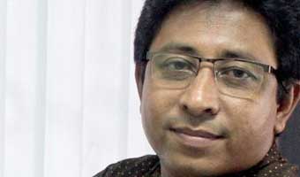 স্বকৃত নোমানের গদ্য ‘মহাকালে রেখাপাত’ স্বকৃত নোমানের গদ্য ‘মহাকালে রেখাপাত’