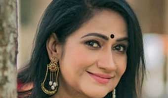 হুমায়ূন আহমেদ পরোপকারী ছিলেন: মনিরা মিঠু