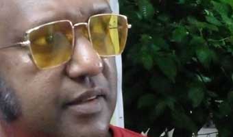 তারেক মাহমুদের ৪ কবিতা তারেক মাহমুদের ৪ কবিতা