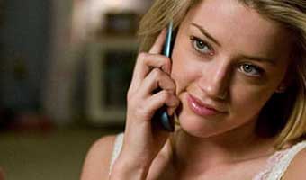 নির্মাতাদের সঙ্গে বিছানায় যেতেন আম্বার হার্ড