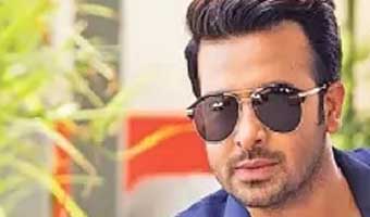 ‘মানুষ কি বোঝে না, এখন আমাদের সম্পর্ক নেই’