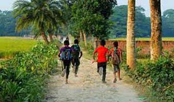 সরকার আবদুল মান্নানের গদ্য ‘রৌদ্রস্নাত স্কুল’ সরকার আবদুল মান্নানের গদ্য ‘রৌদ্রস্নাত স্কুল’