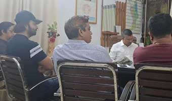 তিন ঘণ্টা থানায় অবস্থান, শাকিব খানের মামলা নেয়নি পুলিশ