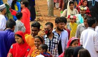 বইমেলায় গণমাধ্যমে অদ্ভুত ক্যারেক্টার ছাড়া কিচ্ছু নেই বইমেলায় গণমাধ্যমে অদ্ভুত ক্যারেক্টার ছাড়া কিচ্ছু নেই