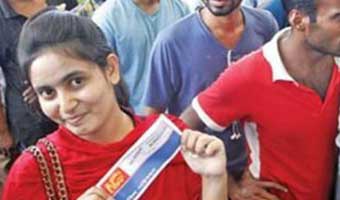 ঈদযাত্রায় বাসের অগ্রিম টিকিট বিক্রি শুরু