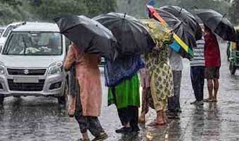 বঙ্গোপসাগরে নিম্নচাপ, দিনভর বৃষ্টি