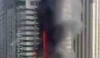 দুবাইয়ের ৬৭তলা ভবনে ভয়াবহ আগুন