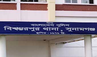 মসজিদে ঢুকে নামাজরত ছোট ভাইকে খুন করল বড় ভাই