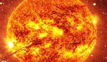 সূর্য থেকে বের হলো বিশাল ২ প্রমিনেন্স
