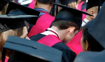 যুক্তরাষ্ট্রে ৬ হাজারের বেশি বিদেশি শিক্ষার্থীর ভিসা বাতিল