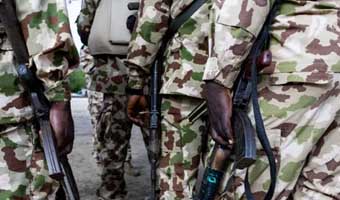 ক্যামেরুন সীমান্তে নাইজেরিয়ার বিমান হামলা, নিহত ৩৫