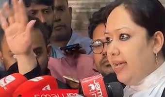 ‘আমাকে ধাক্কা দিয়েছে, আমার অনুসারীরা তো বসে থাকবে না’