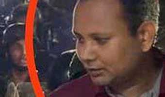 ‘হামলাকারী লাল টি-শার্ট পরা ব্যক্তি কনস্টেবল মিজানুর রহমান’