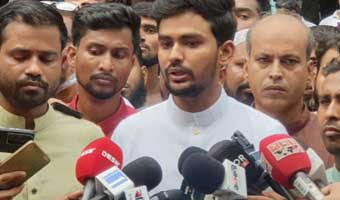 জাতীয় পার্টি দিয়ে আ. লীগ ফেরানোর চেষ্টা চলছে: ক্রীড়া উপদেষ্টা