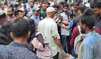 বিকেল ৩টা পর্যন্ত টিএসসি কেন্দ্রে ভোট পড়েছে ৬৩ শতাংশ