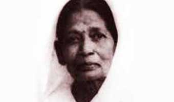 কবি কুসুমকুমারী দাশের আজ জন্মদিন