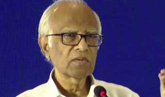 ‘শিক্ষায় এত পচন ধরেছে যে, শিক্ষা কমিশন করে লাভ হবে না’ ‘শিক্ষায় এত পচন ধরেছে যে, শিক্ষা কমিশন করে লাভ হবে না’