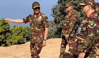 পঞ্চগড় সীমান্তে ভারতের নতুন সেনা ঘাঁটি পঞ্চগড় সীমান্তে ভারতের নতুন সেনা ঘাঁটি