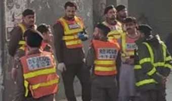 পাকিস্তানে এফসি সদর দপ্তরে হামলা, বহু হতাহতের শঙ্কা