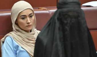 বোরকা পরে পার্লামেন্টে, ক্ষোভের মুখে অস্ট্রেলিয়ার সিনেটর