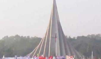 বিজয় দিবসে শহিদদের প্রতি জাতির শ্রদ্ধা, স্মৃতিসৌধে জনতার ঢল বিজয় দিবসে শহিদদের প্রতি জাতির শ্রদ্ধা, স্মৃতিসৌধে জনতার ঢল