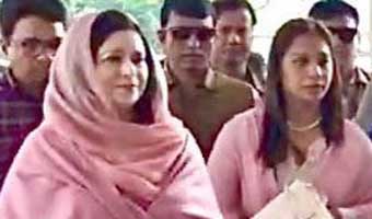 আজ সকারে লন্ডনে ফিরে গেলেন ডা. জুবাইদা রহমান