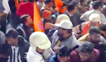 দিল্লিতে বাংলাদেশ হাইকমিশনের নিরাপত্তায় ১৫ হাজার পুলিশ