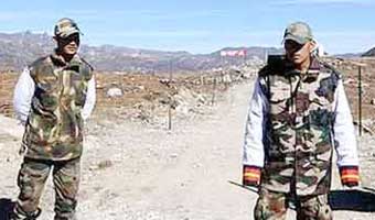 ‘বাংলাদেশি’ তকমায় ১ বছরে ২২০০ জনকে বাংলাদেশে দিয়েছে ভারত